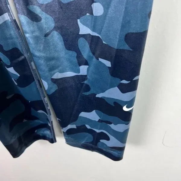 NWT One Dri-Fit Foiled Camo Print Leggings Thunder Blue Size Small S NEW - Image 5