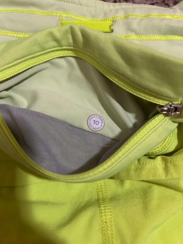 Lululemon 2.5" Speed Up Shorts - Image 5