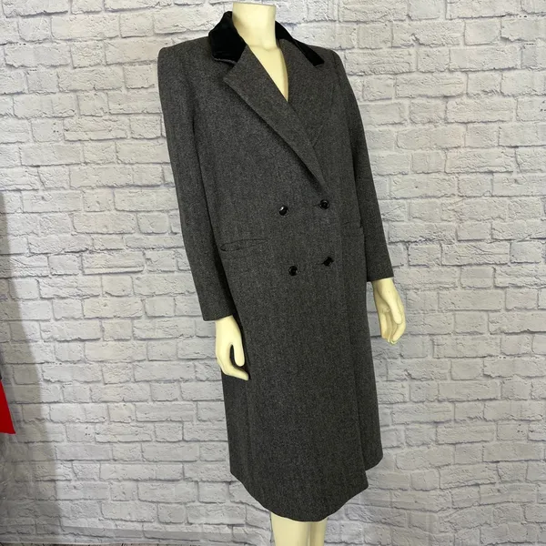 Vintage 1980s Central Park Wool Herringbone Velvet Collar Long Coat size Medium - Image 6