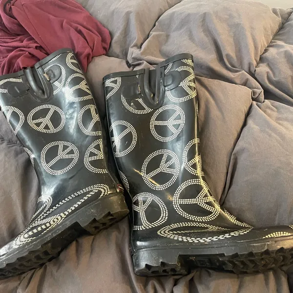 Black Peace Sign Rain Boots Sz 7 by Henry Ferrera - Image 2