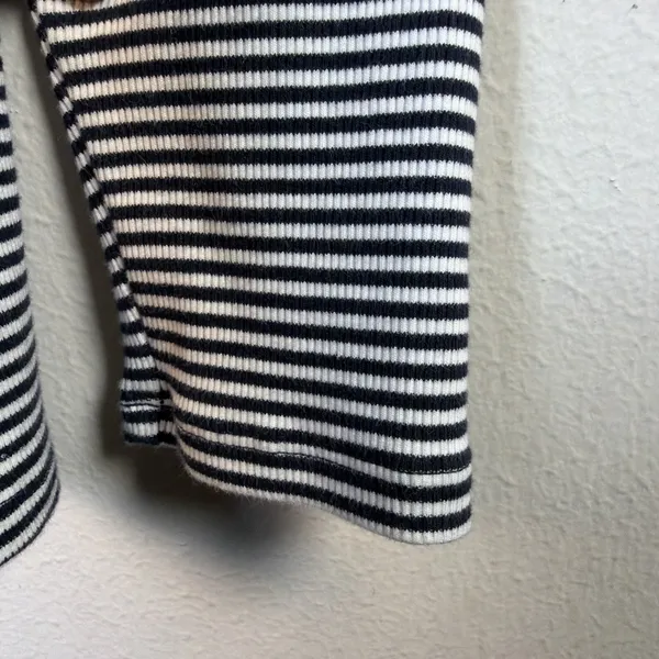 Chico's 2 Womens Large dark Navy Blue Stripe Ribbed Henley shirt cottagecore - Image 3