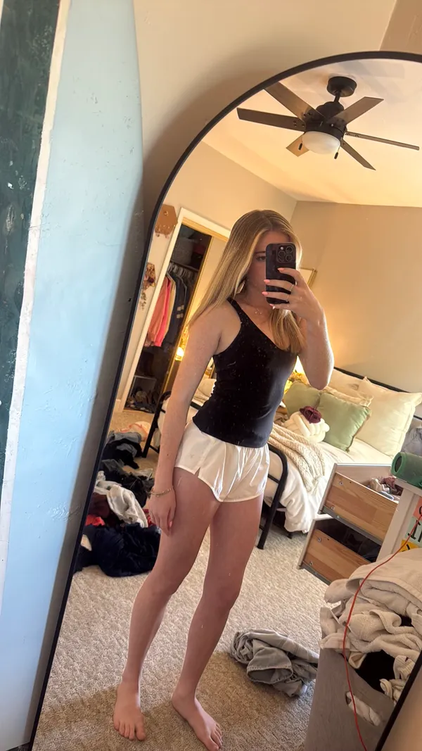 Old Navy White Athletic Shorts - Image 5