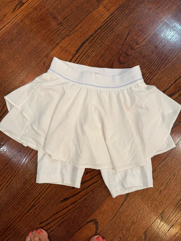 Lululemon Court Rival High Rise Tennis skort Sz 6 - Image 3