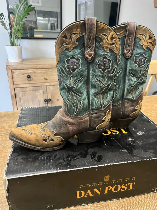 Dan Post Women’s Boots Cowboy Vintage - Image 2