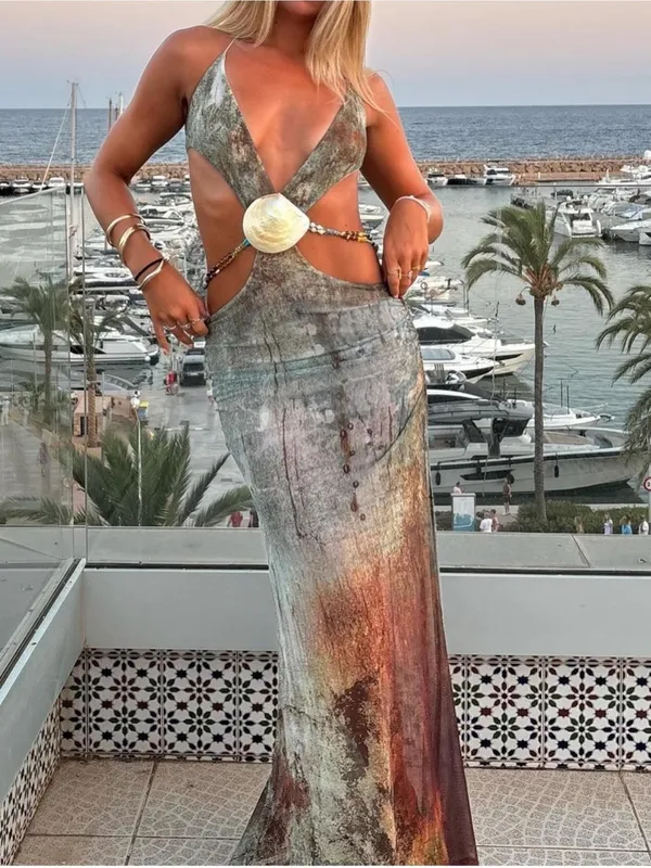 Jaded London Vida Backless Maxi Dress With Shell Trim in Marine XS - Image 4