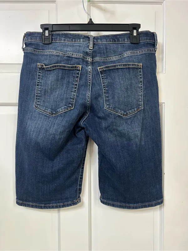 Banana Republic Women's Dark Indigo Denim Bermuda Shorts - Image 2