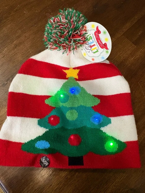 Lotsa LITES! Flashing Holiday Knitted Hat with a Christmas tree design - Image 2