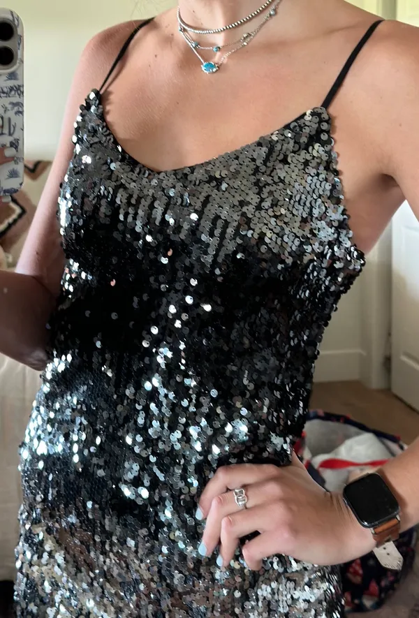 EXPRESS Black Ombré Sparkly Dress - Image 2