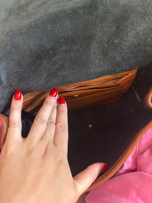 Dooney & Bourke Vintage Bag Crossbody - Image 6