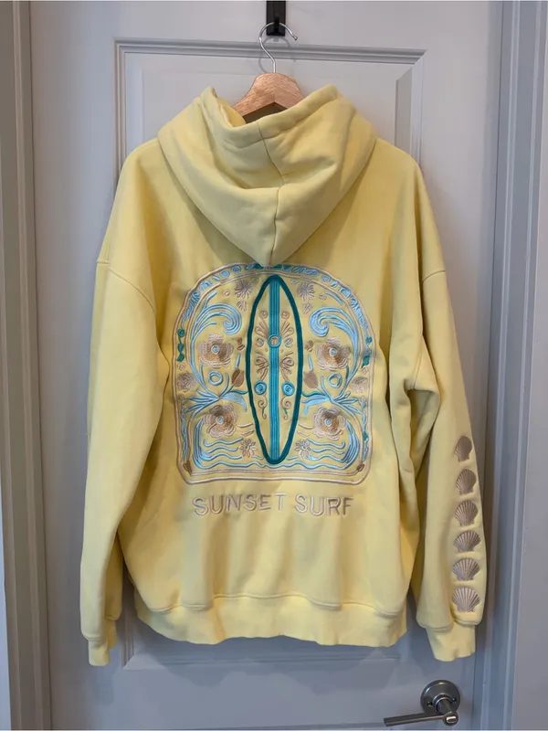 Sunset Surf Yellow Embroidered Hoodie Size 2X - Image 6