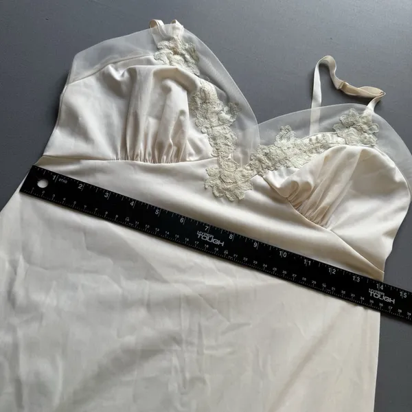 Vintage Van Raalte Full Slip Dress Nightgown 32 Small Beige Lace Appliqué USA - Image 11