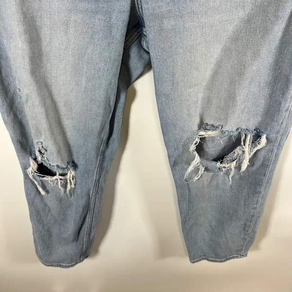 Abercrombie & Fitch Curve Love‎ Mom High Rise Distressed Jeans Light Wash 32/14R - Image 3