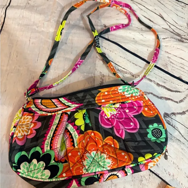 Vera Bradley Small Bag Frannie Ziggy Zinnia 10X5X3" - Image 2