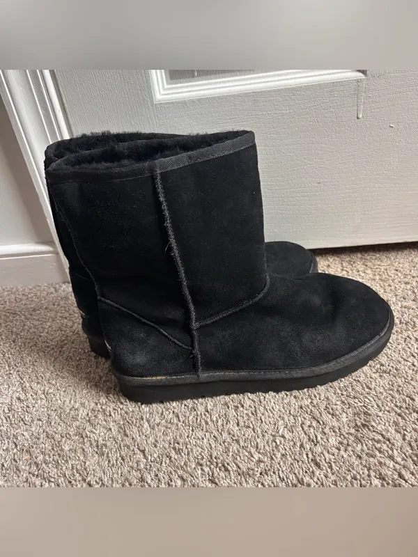 Koolaburra by UGG Black Suede Shearling Lined Boots Size 9 - Image 3