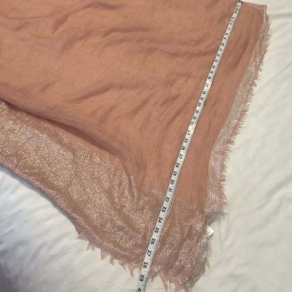 Elegant Sheer Pink Shawl with silver metallic trim 41”x76” EUC - Image 7