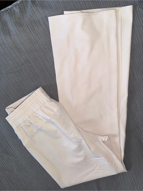lululemon athletica Women's Light Beige Track Joggers - Image 11