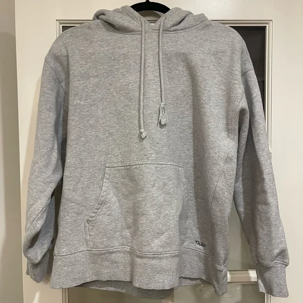 Aritzia TNA Gray Hoodie and Sweatpants Set - Image 2