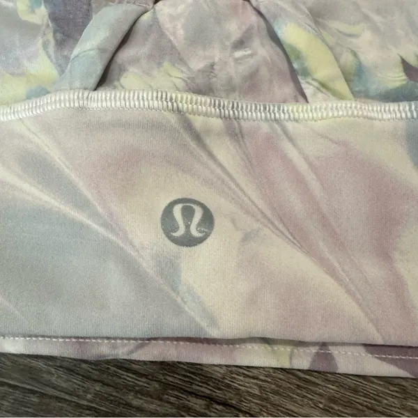 Lululemon Printed Energy Longline Sports Bra Medium Support - Image 8