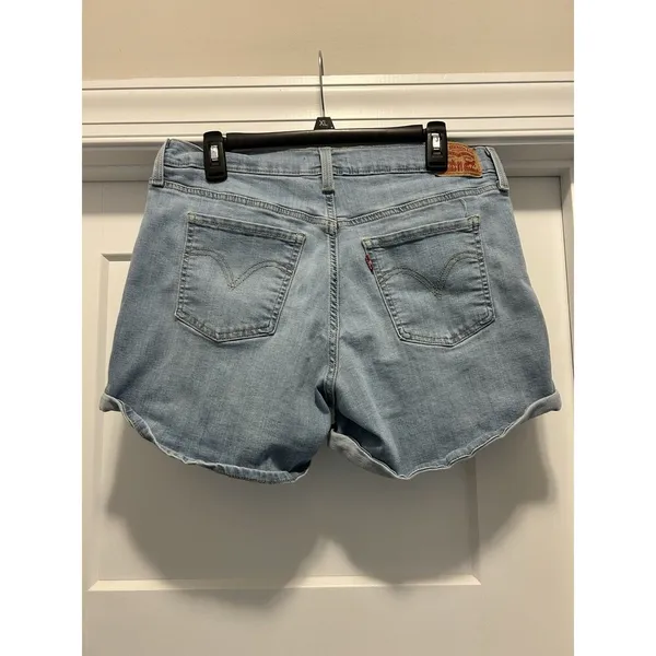 Levi’s Women's Denim Jean Shorts Size 32 Mid Length Zip Fly Cuffed Light Wash - Image 6