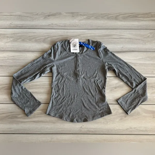 Cider Solid Rib Long Sleeve Tee Grey Large NWT IN PACKAGE - Image 4