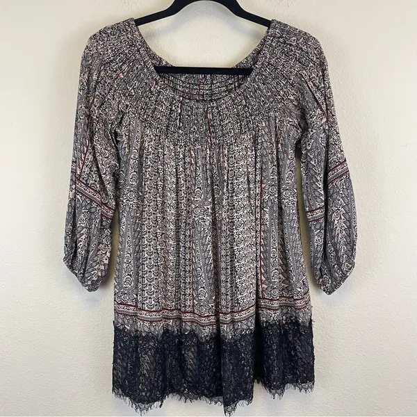 Anthropologie Black and Cream Off the Shoulder Lace Trim Western Boho Top Size S - Image 3