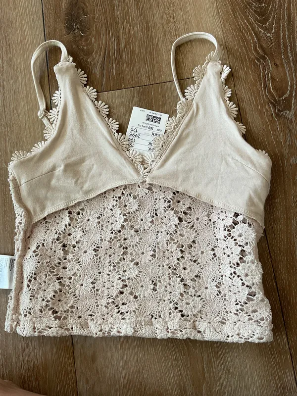 H&M Floral Top - Image 3