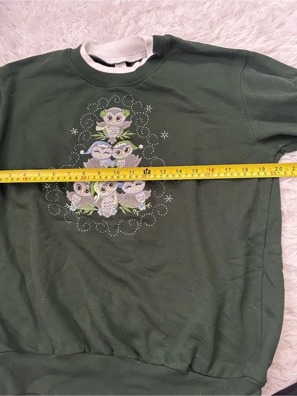 Morning Sun green crewneck sweatshirt winter embroidered owl shirt woman’s M - Image 8