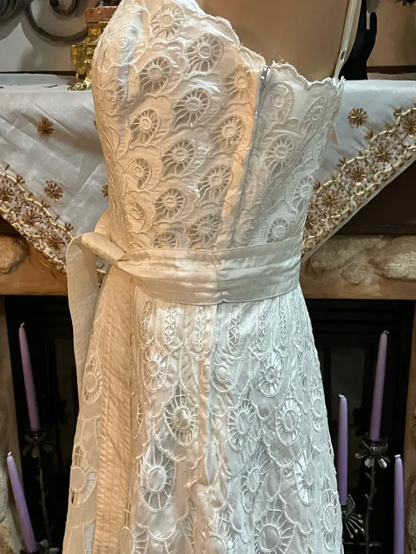 Betsey Johnson Taffeta White Floral Lace Dress 8 - Image 7