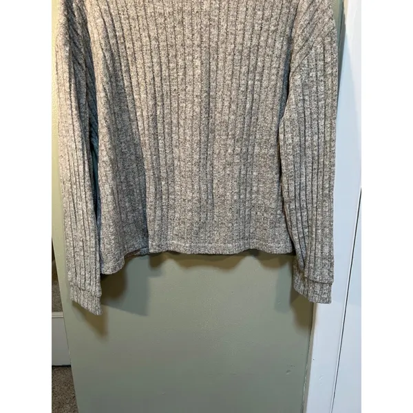 Women's Sz Medium Button Front Cardigan Heather Gray Oatmeal Ribbed Soft Pockets - Image 8