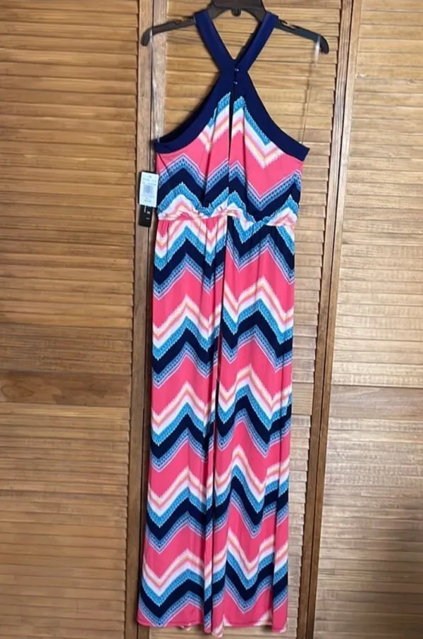 NWT Trixxi Halter Maxi Dress Size L - Image 2
