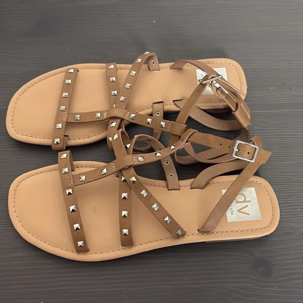 DV by Dolce Vita Jolicka Cognac‎ Sandals Studded Criss Cross Women’s Size 7 - Image 2