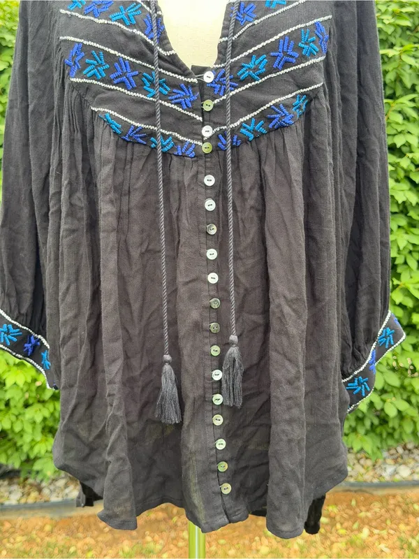 Free People Embroidered Boho Tunic Top Black Blue Festival Peasant Indie Artisan - Image 2