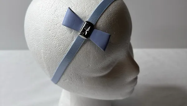 Blue bow headband - Image 3