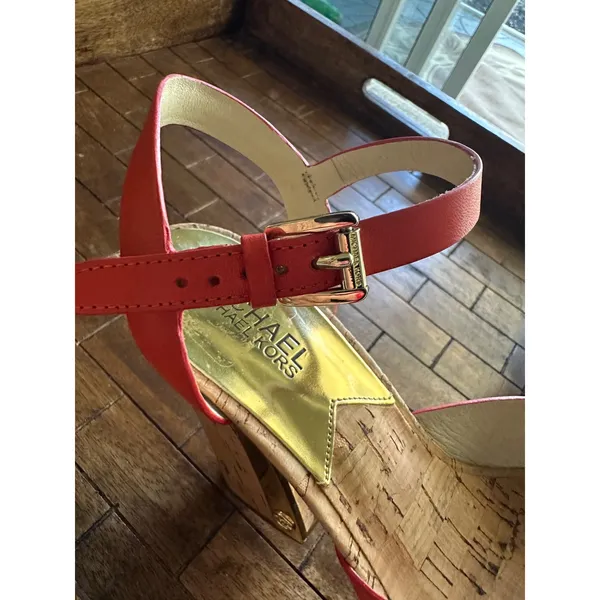 Michael Kors Natalia Mandarin Leather Platform Sandals Heels‎ size 8 EEUC - Image 13