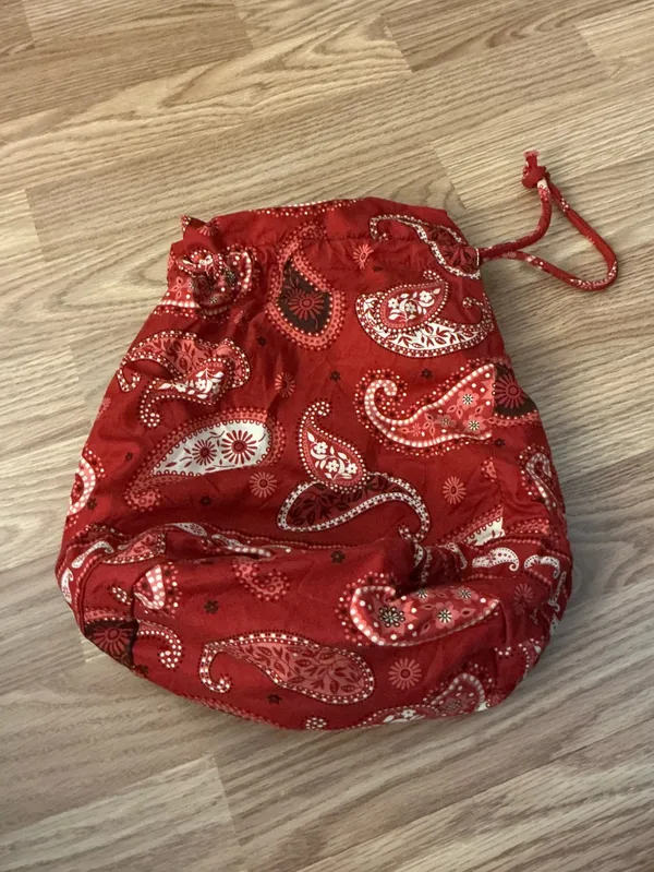 Vera Bradley Retired Print Red Paisley Drawstring Pouch Bag - Image 2