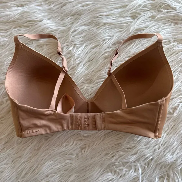 Skims Wireless Form T-shirt Bra Ochre Size 32D - Image 5