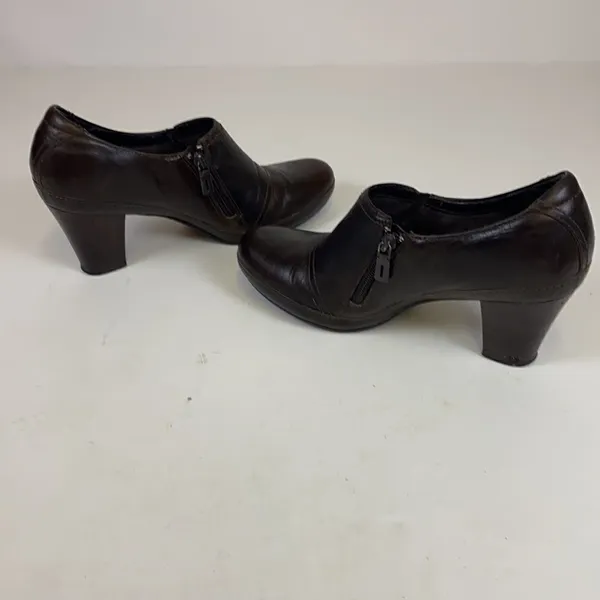 Clarks Artisan Brown Leather High Heel Clogs Size 8.5 A3‎ - Image 8