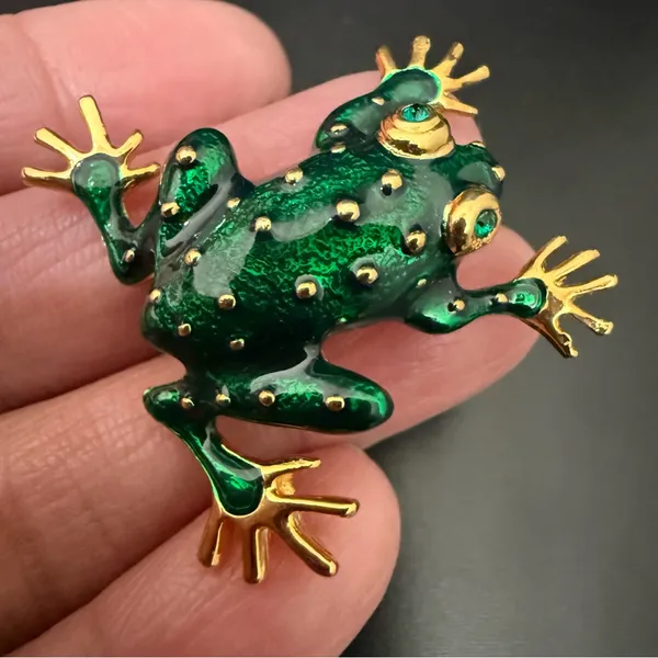 Vintage GIOVANNI Enameled Green Frog Gold-tone Miniature Mini Brooch 9.1g. - Image 9