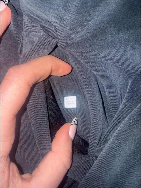 Lululemon Soft Stream Quarter-Zip - Image 3