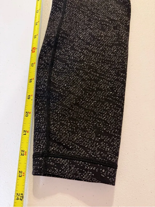 lululemon wunder under fleece heather gray leggings size 6 - Image 5