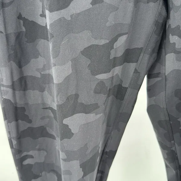 Lululemon stretch high rise Jogger 28" Luxtreme Heritage 365 Camo Deep Coal 8 - Image 4