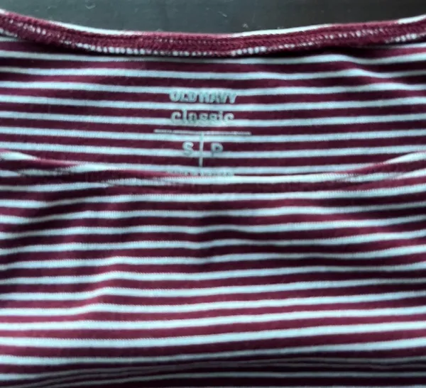 Old navy stripped shirt - Image 3