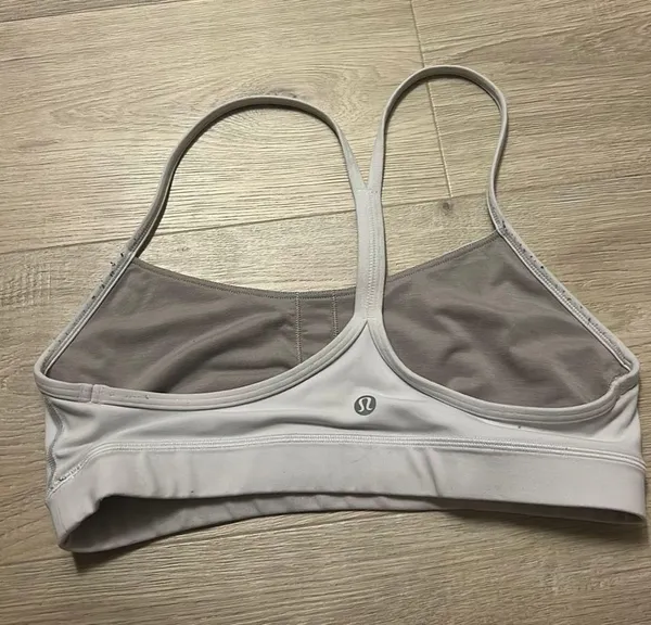 Lululemon Sports Bra Y Flow - Image 2