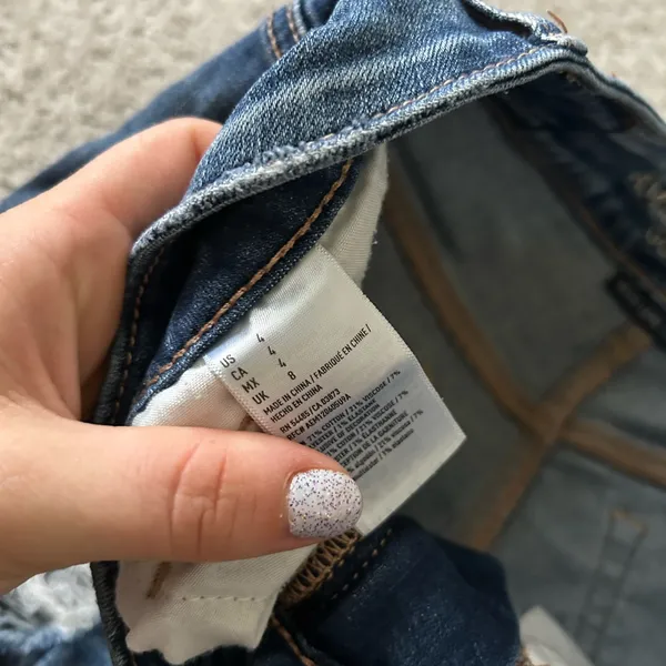 American Eagle hi rise‎ shortie Jean shorts size 4 - Image 3