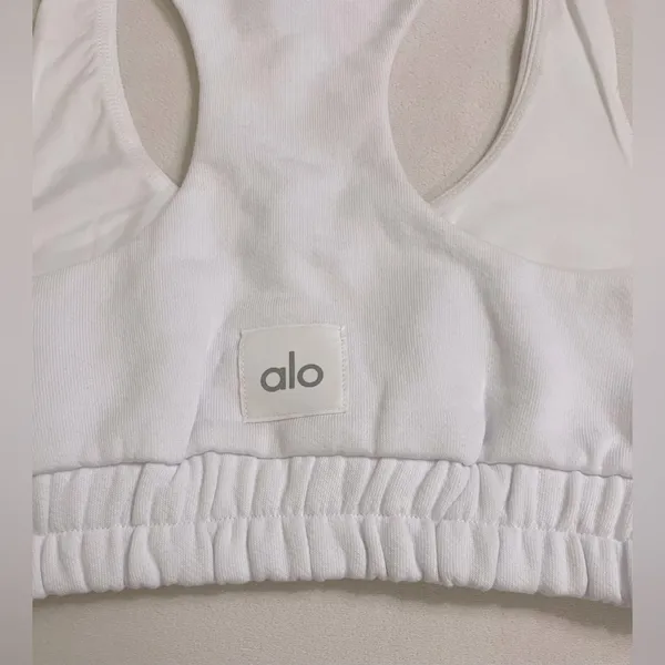 NWT Alo Yoga Scoop Neck Sweatshirt Bra White Size XS - Image 7