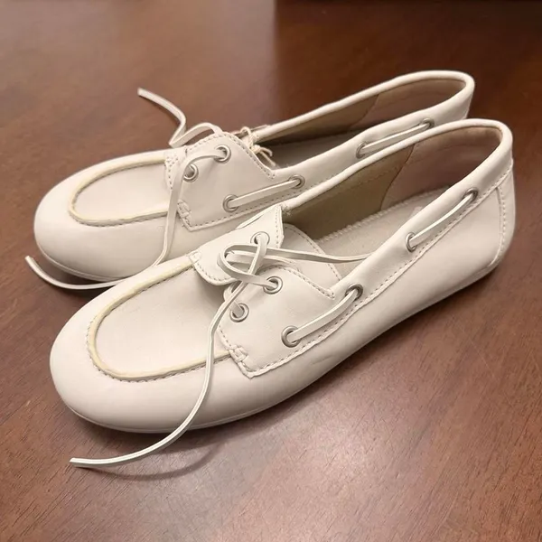 Tommy Bahama Boat Shoe - W 8.5 - Image 2