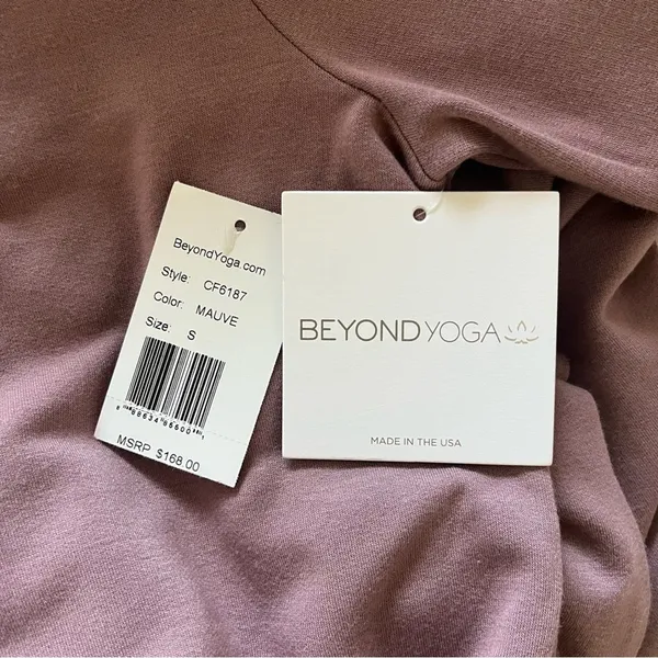 NWT Beyond Yoga Ski Weekend Jumpsuit Mauve Sz Small - Image 8