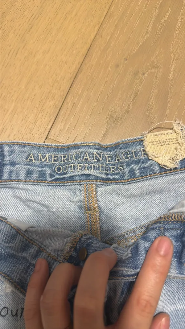 American Eagle Outfitters - Image 2