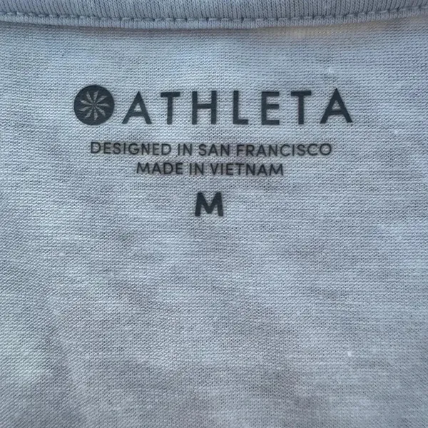 Athleta Tank Navy Baby Blue Size Medium - Image 3
