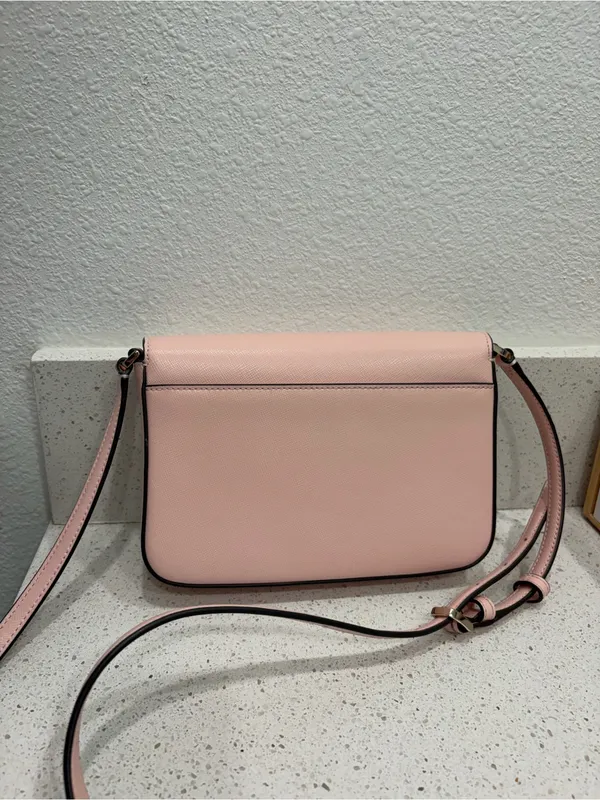 Kate Spade New York Sadie Leather Crossbody Purse in Light Pink EUC - Image 3